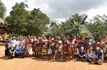 Gruppenfoto mit dem Stamm der Emberas