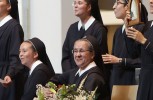 Gottesdienst, Grußworte und Aufführungen der Marienschwestern prägten den Samstagvormittag